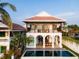 mau-biet-thu-phong-cach-Indochine-ket-hop-thien-nhien